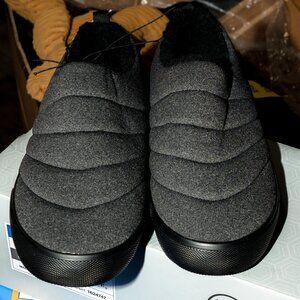 Hurley Men's Arlo Puff Clog Shoe‎ Slipper